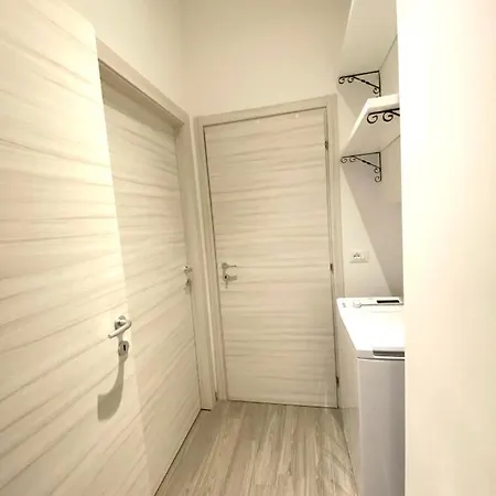 アパート Lcc - Centralissimo - 100 Mt Da Piazza Mazzini - 50 Mt Dal Mare - Immobil Relax