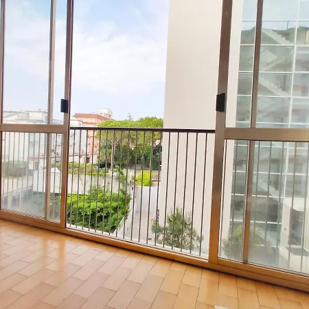 Lcc - Centralissimo - 100 Mt Da Piazza Mazzini - 50 Mt Dal Mare - Immobil Relax Apartman *